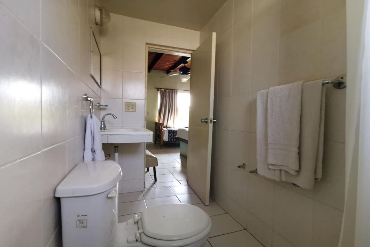 Capital O Hotel America Ensenada Kültér fotó